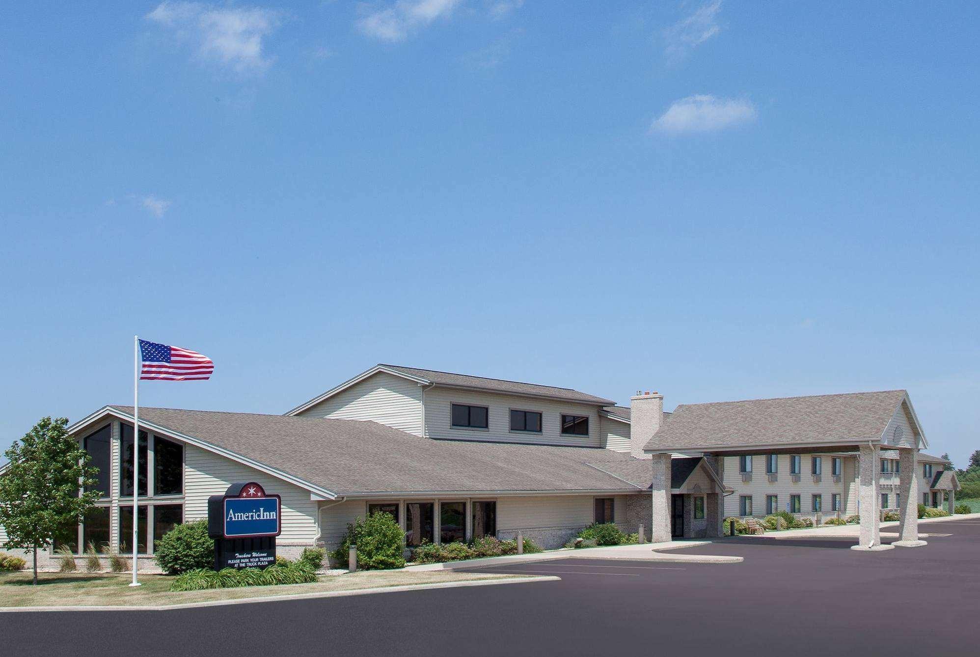 Americinn By Wyndham Webster City Bagian luar foto