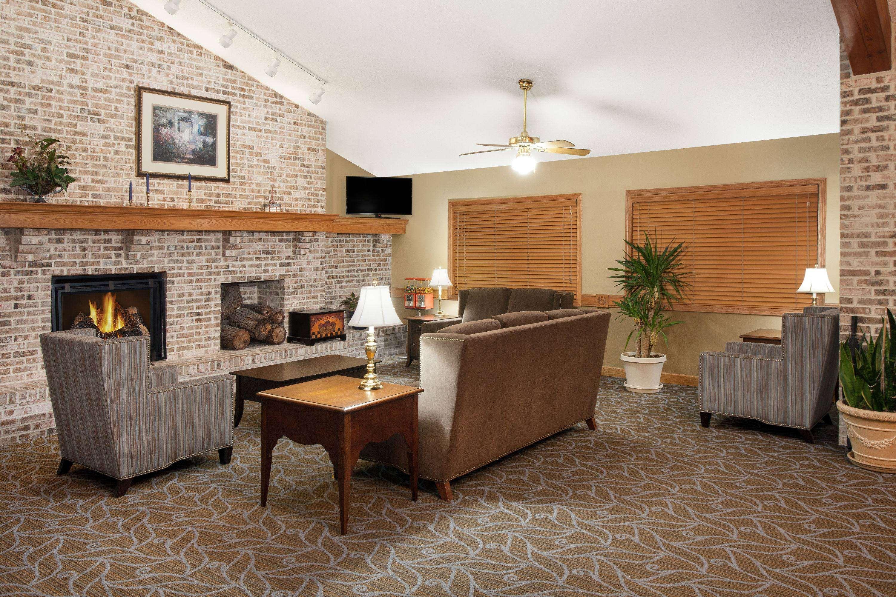 Americinn By Wyndham Webster City Bagian luar foto