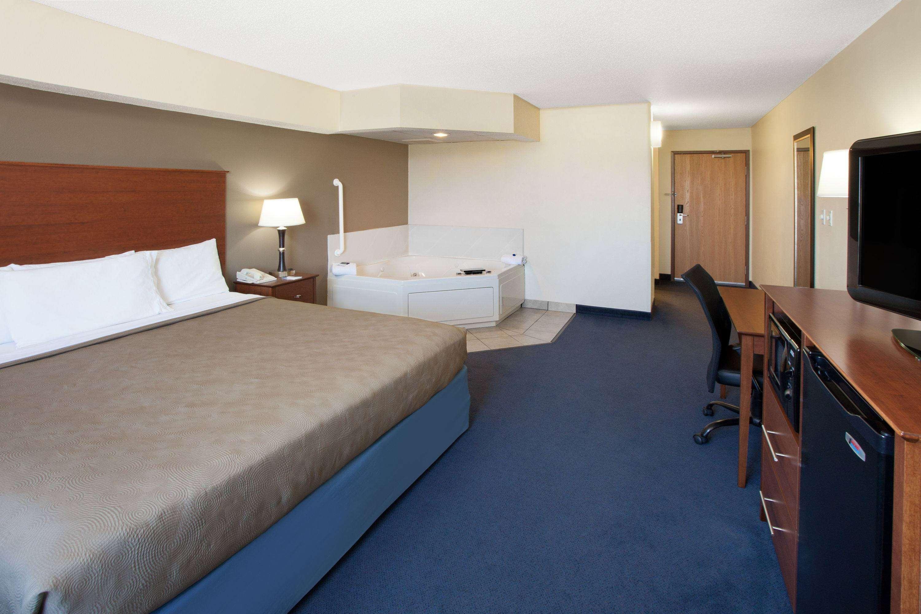 Americinn By Wyndham Webster City Bagian luar foto