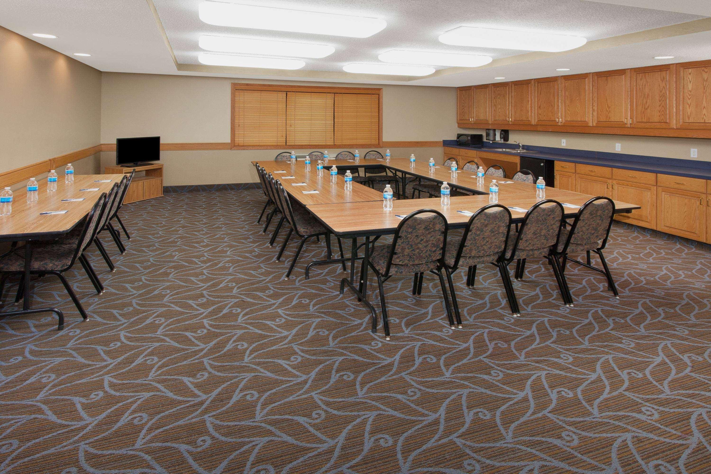 Americinn By Wyndham Webster City Bagian luar foto