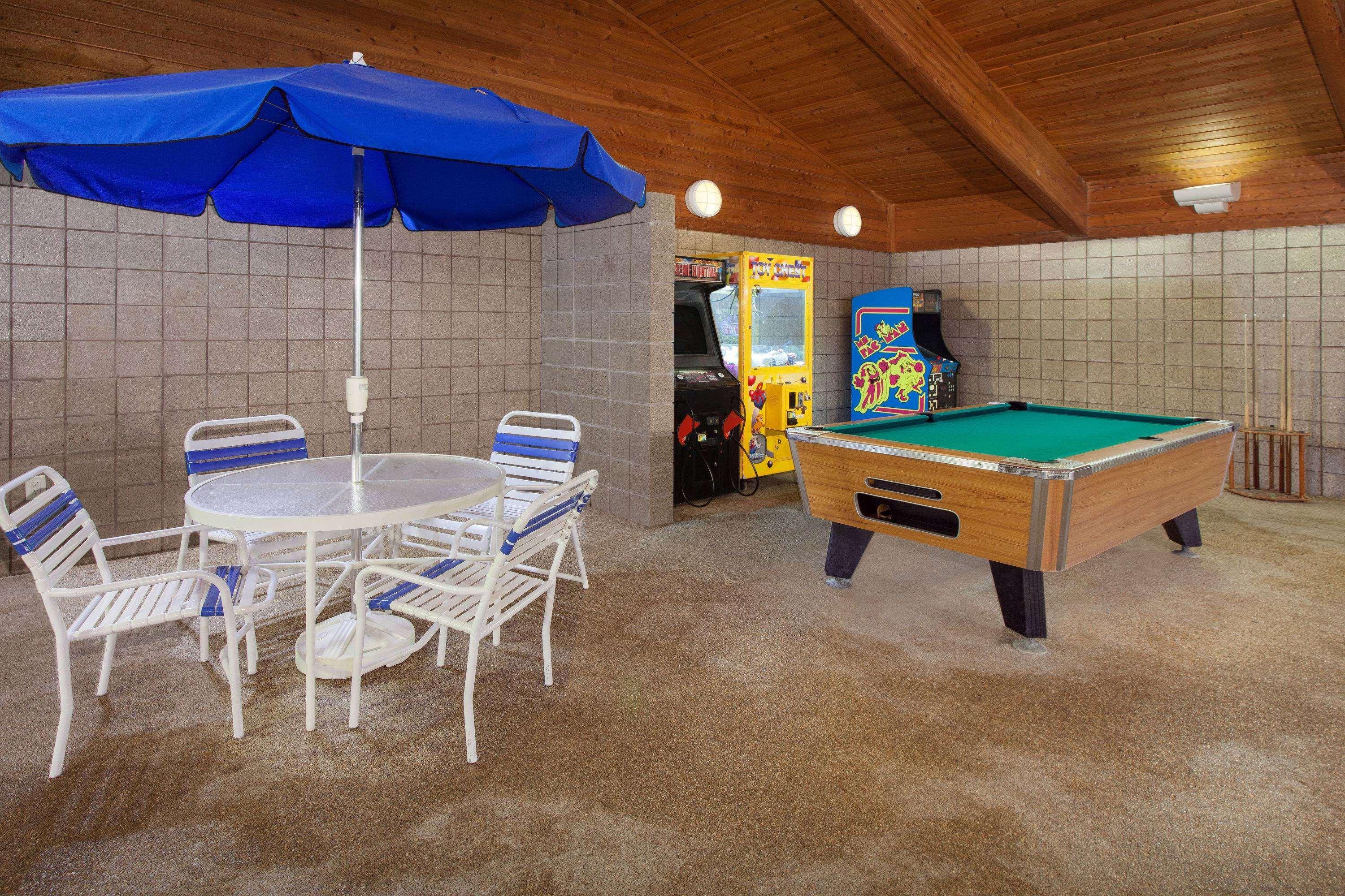 Americinn By Wyndham Webster City Bagian luar foto
